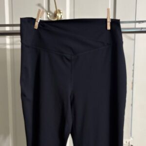 Sleek Black HALARA  Women's Leggings FLARE